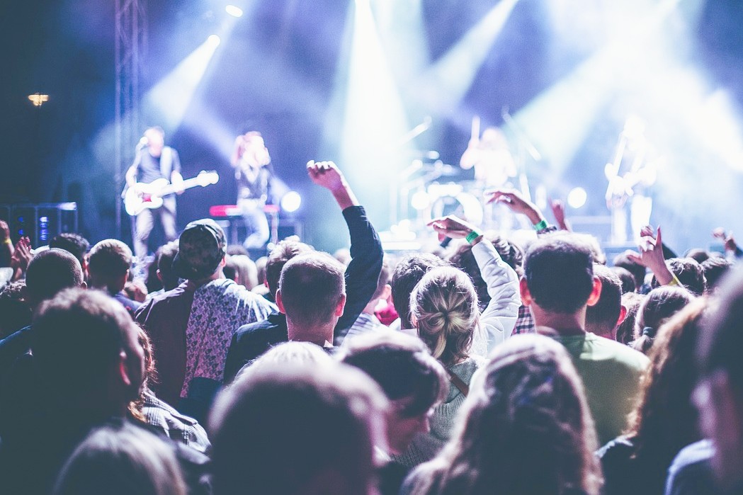 audience 1867754 1280 (1)